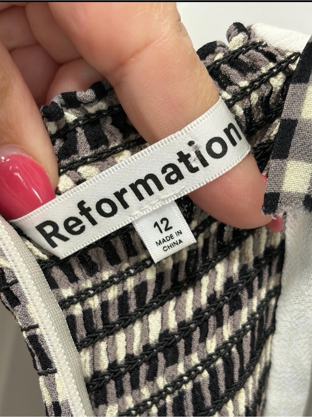 Reformation Tai Gingham Mini Dress size 12 Black Cream Gold Heart Buttons‎ - Picture 6 of 11